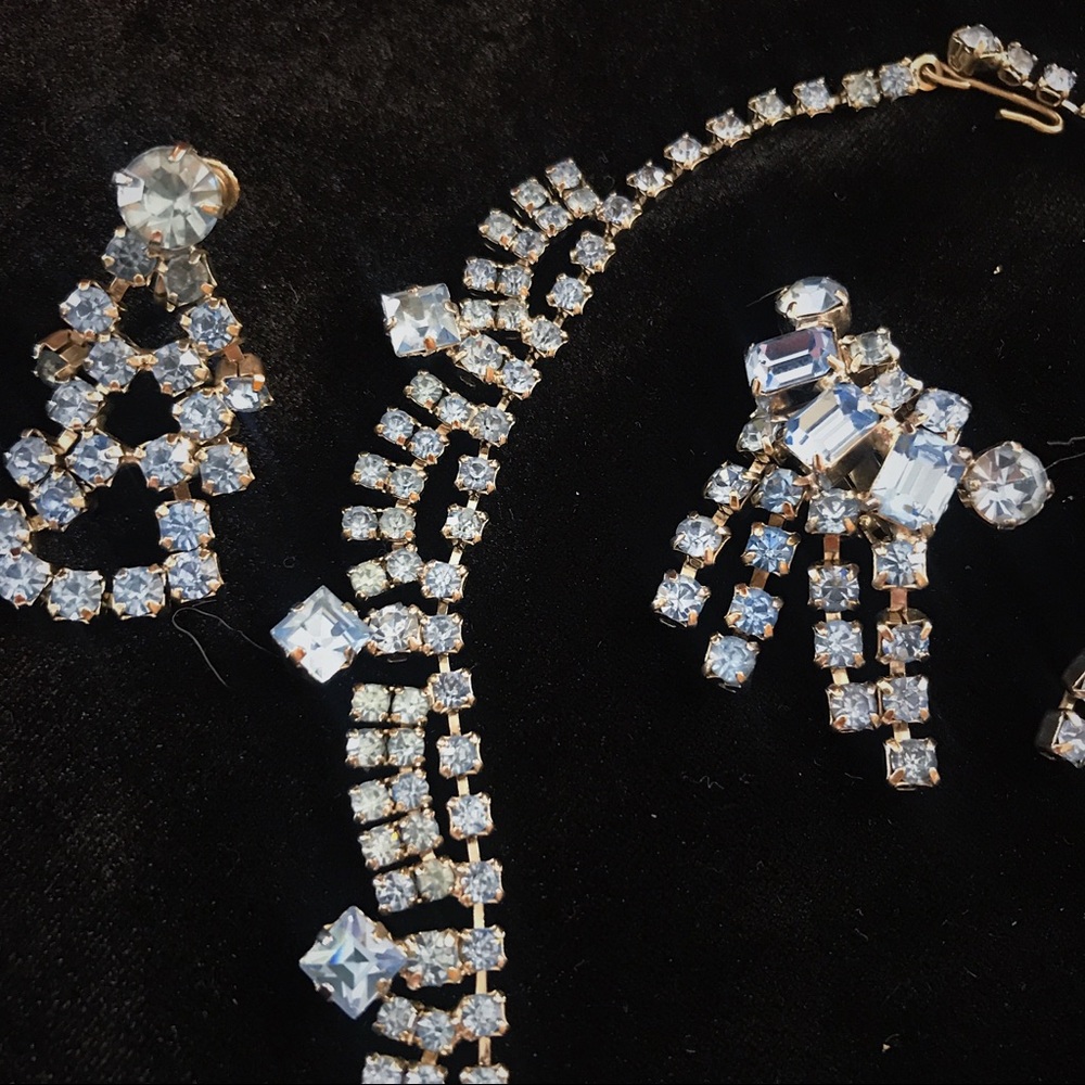 VINTAGE La Rel Earrings & Choker Blue Rhinestone